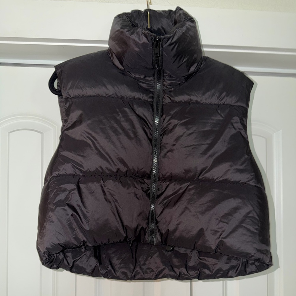 Amazon Women's Puffer Vest in Dark Brown/Black